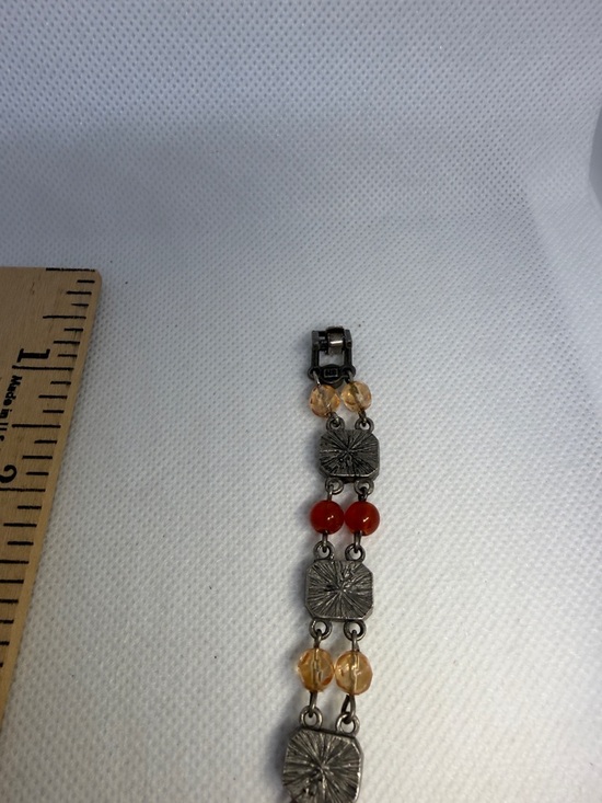 Avon Bracelets Buckle Accent & Beaded Vintage Silver Tone. Both Are Signed. - Picture 11 of 11